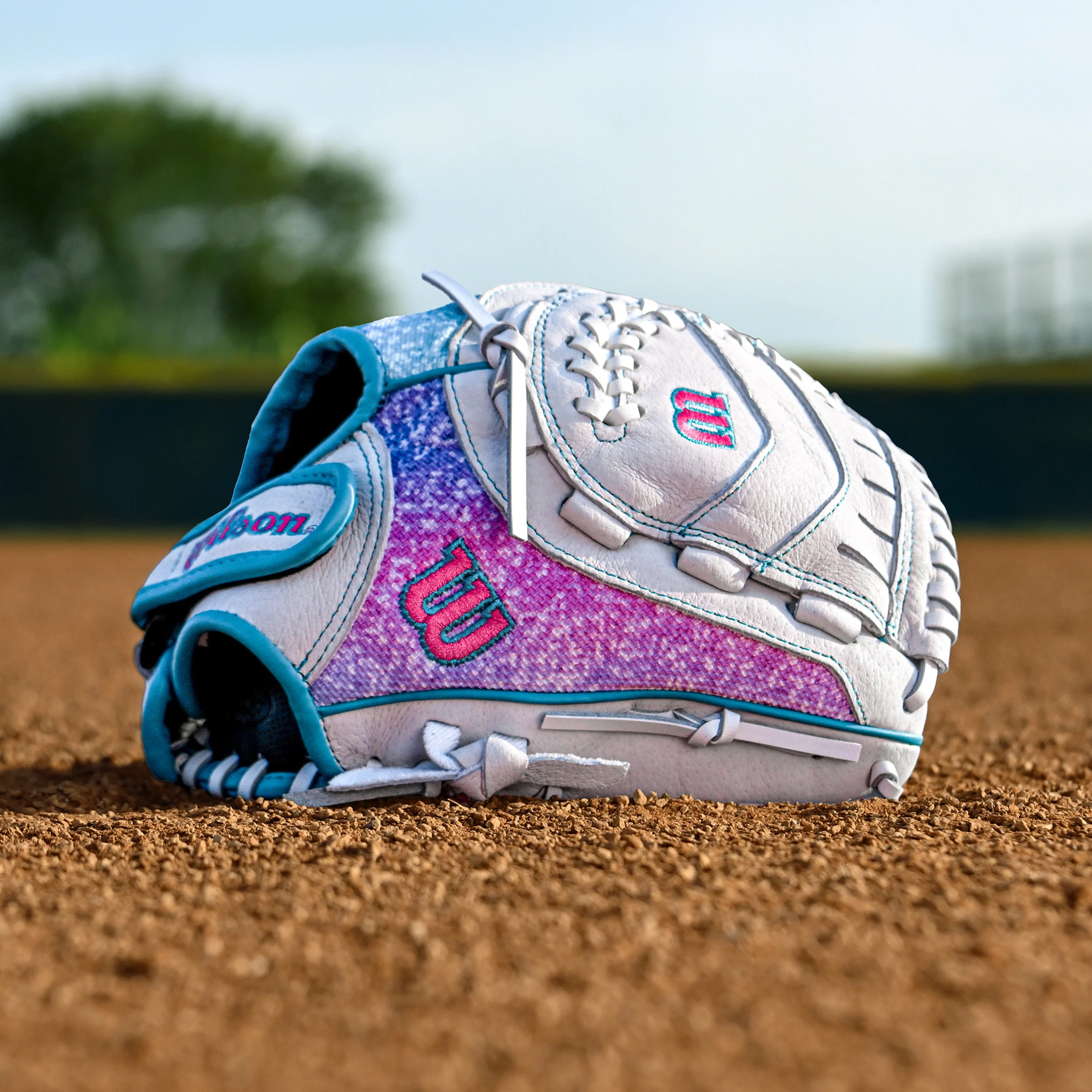 A500 Flash Fastpitch - 11" Closed Web - Image 5