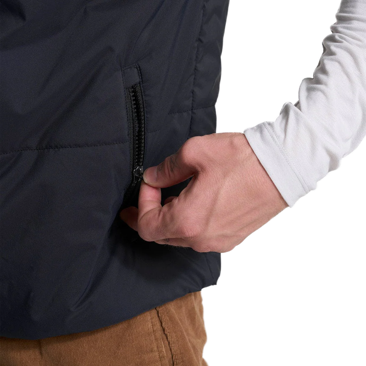 Men's Echo Insulated Vest - Image 6