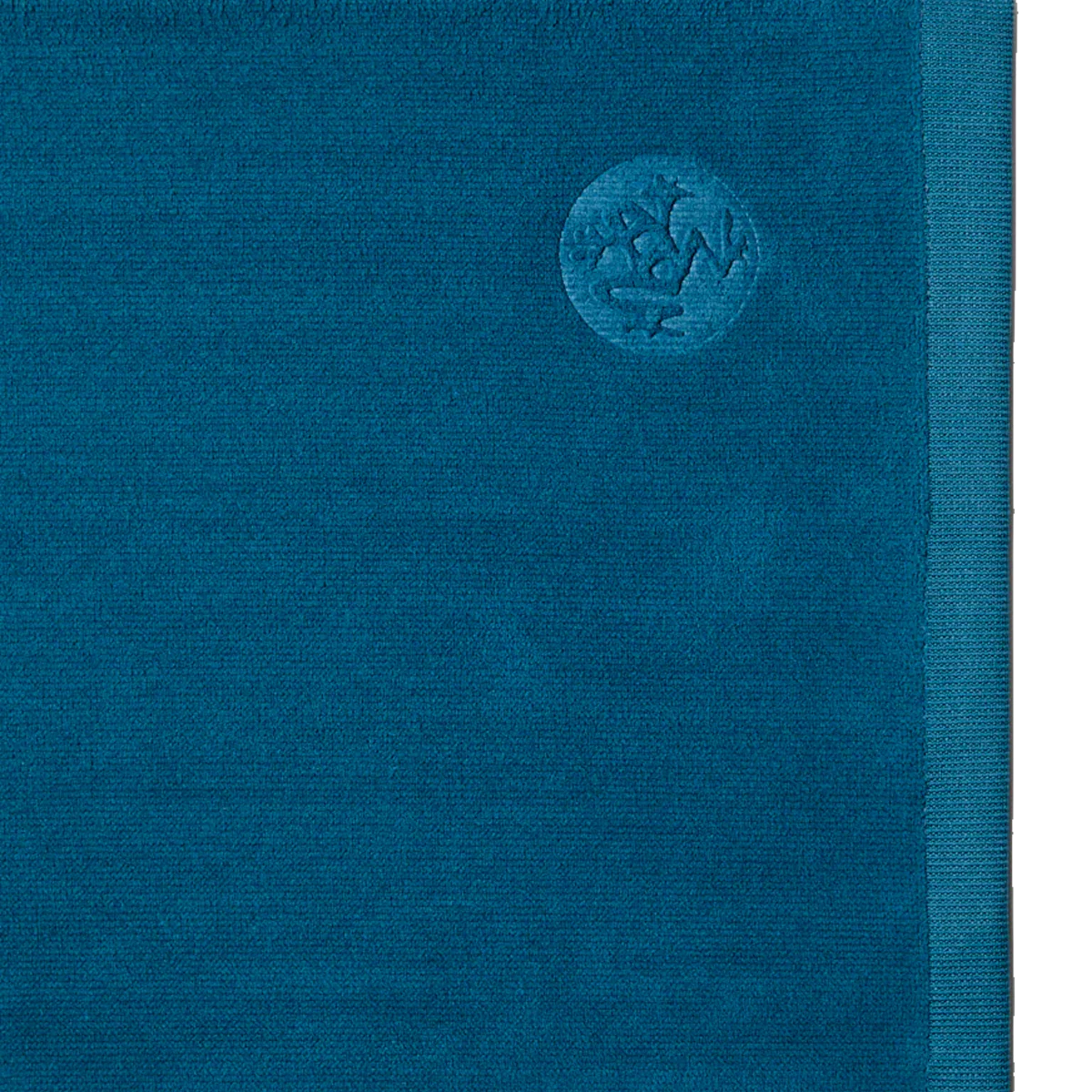 eQua Hot Towel - Image 3