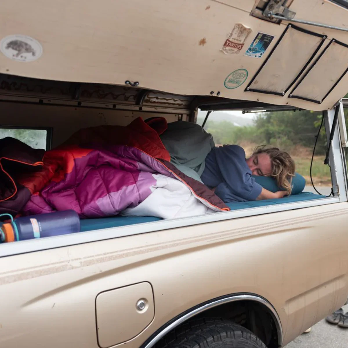 The Original Puffy National Park Blanket - Image 7