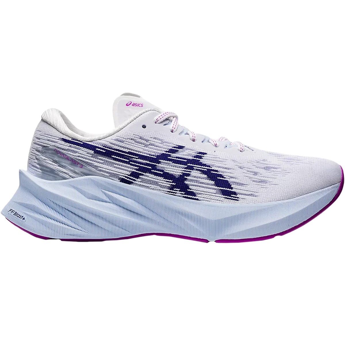Women's Novablast 3